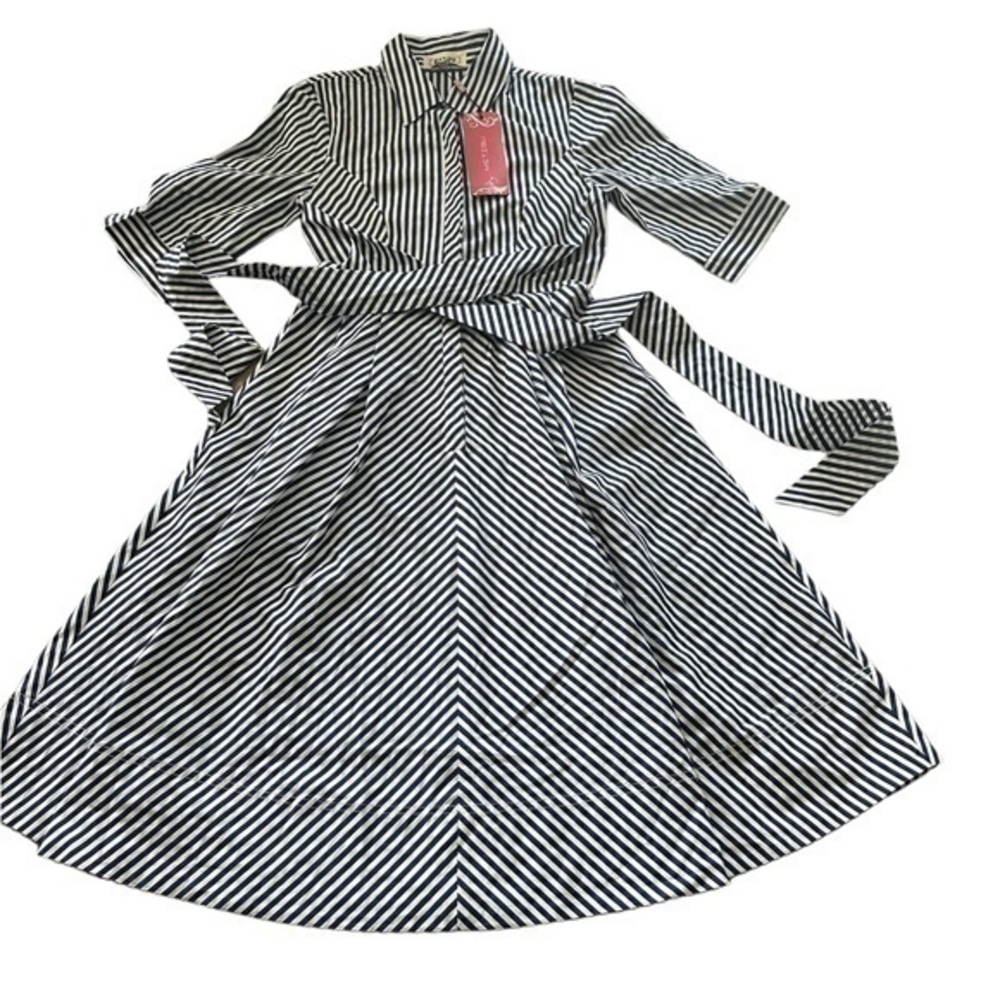 NWT Metisu Navy Blue and White Tie Back Dress - Size XS